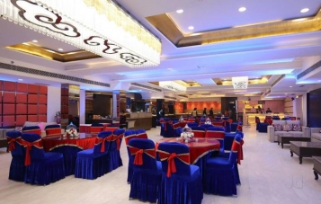 chandelier by sandoz Banquet Hall Photos in Delhi