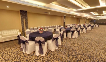 Golden Crown Banquet Hall Photos in Delhi