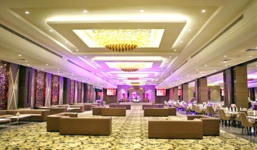 The Emerald Banquet Hall Photos in Delhi