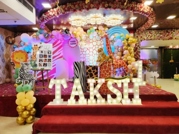 Amora Banquet Hall in Delhi Photos