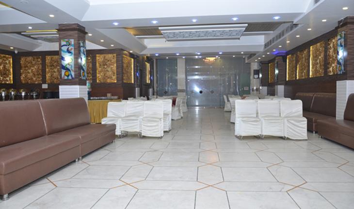 Hotel Swathi Banquet Hall in Delhi Photos