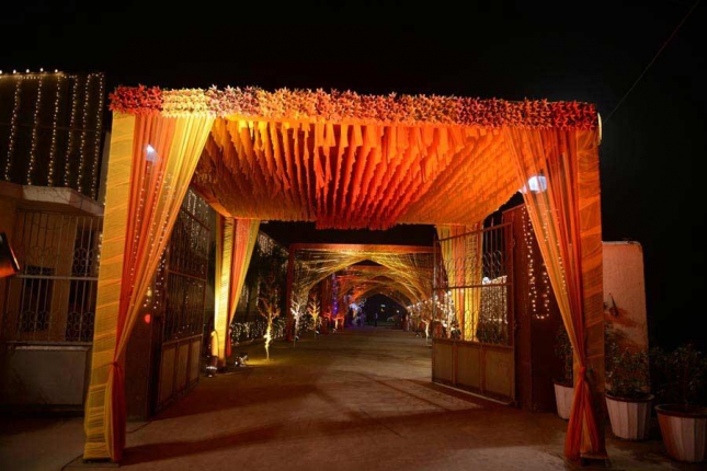 Valentine Motel Farm House in Delhi Photos