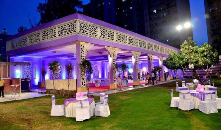 Fm Garden Party Lawn in Noida Photos