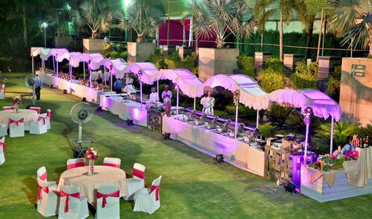 D Imperia Hotel Party Lawn in Delhi Photos