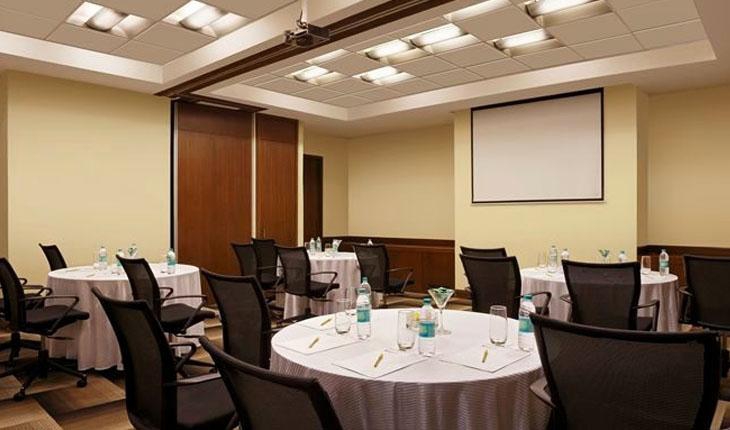Hilton Garden Inn Conference Room in Delhi Photos