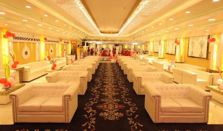 Silver Petals Banquet Hall in Delhi Photos