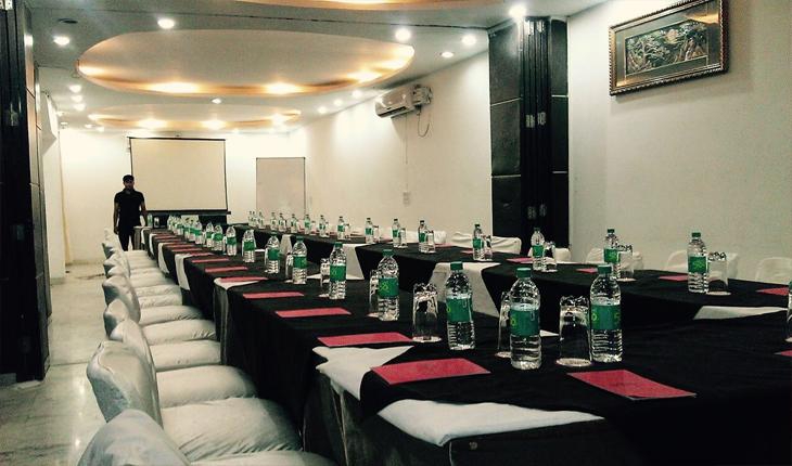 Hotel Casa Grand in Gurgaon Photos