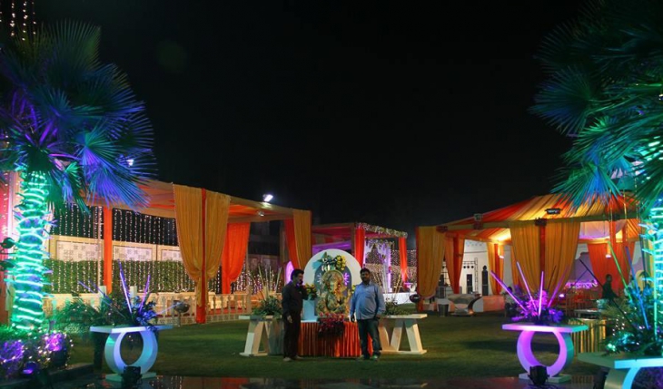 SS Grand Party Lawn in Noida Photos