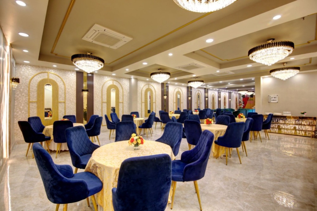 Southwest Inn Banquet Hall in Delhi Photos