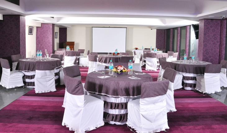 Hotel Corporate Suites Banquet Hall in Noida Photos
