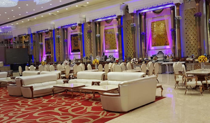 Diamond Crown Banquet Hall in Noida Photos