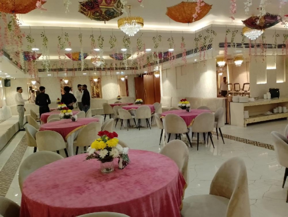 Crown Banquet in Noida Photos