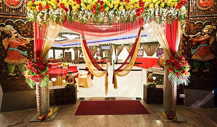 Rajmahal Party Hall Banquet Hall in Noida Photos