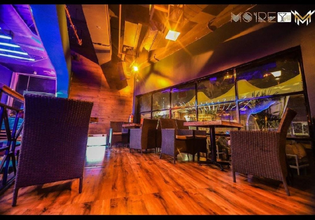 Moire Cafe Lounge in Noida Photos