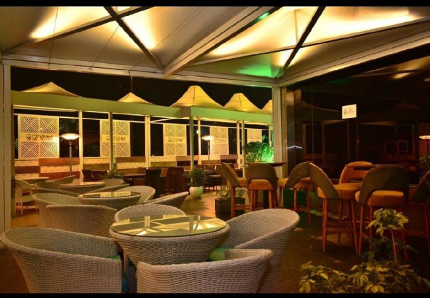 Moire Cafe Lounge in Noida Photos