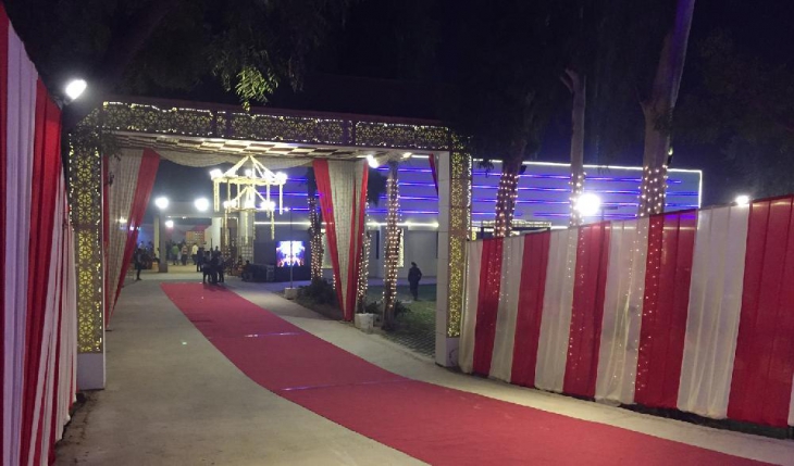 Lawn II at Le Foyer in Gurgaon Photos