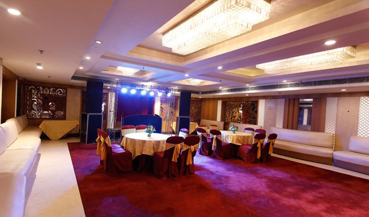 Sam Surya Hotel in Delhi Photos