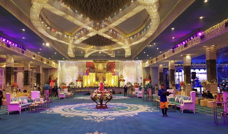 Emperor Hall at Nikunj Banquet Hall in Delhi Photos