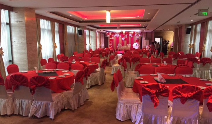 Skycity Hotel in Gurgaon Photos