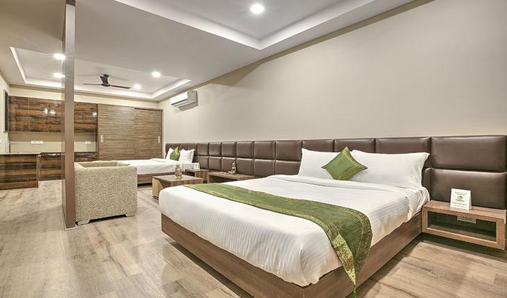 South West Inn Hotels in Delhi Photos