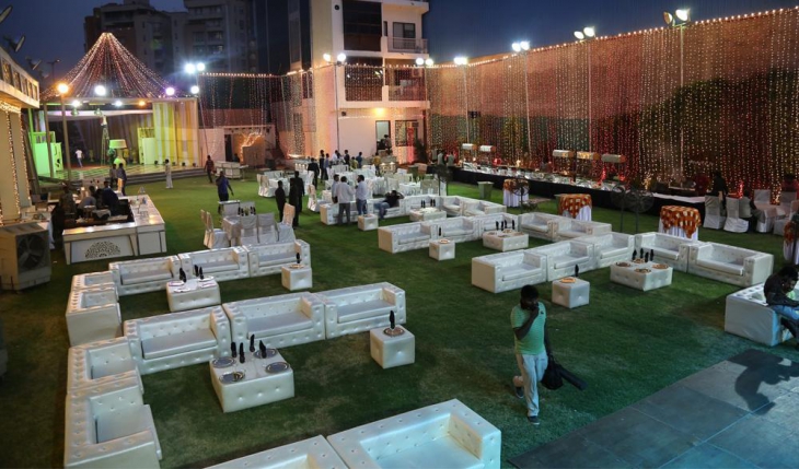 Pavitra Grand Party Lawn in Delhi Photos