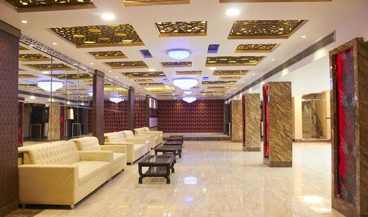 Hotel Waterfall in Delhi Photos