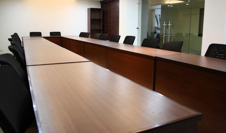 Hotel Pooja Palace Conference Room in Delhi Photos