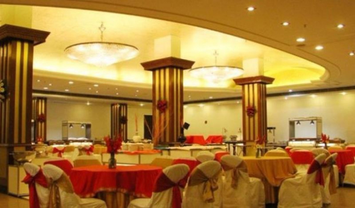 Grand Utsav Banquet Hall in Delhi Photos