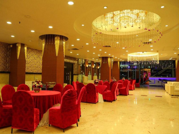 Signature Grand Hotel in Delhi Photos