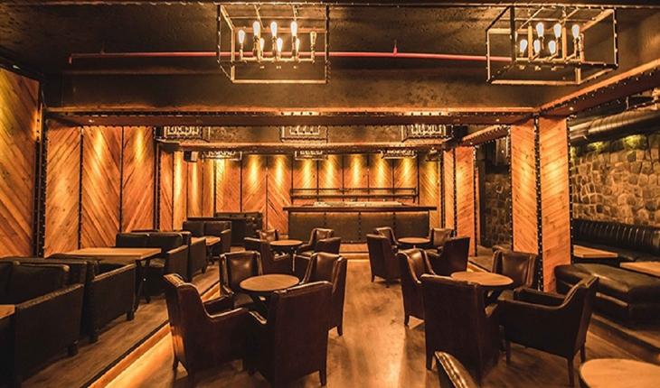 Lord Of the Drinks Chamber Restaurant in Delhi Photos