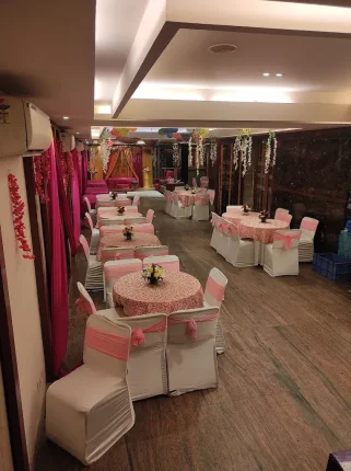 Royal Star Hotels in Delhi Photos