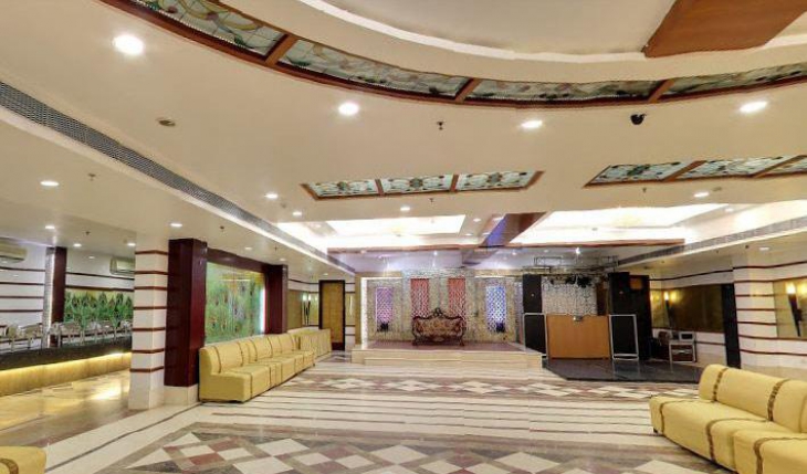 Shanti Royal Banquet Hall in Delhi Photos