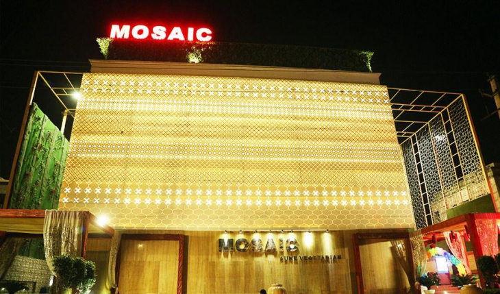 Mosaic Banquet Hall in Delhi Photos
