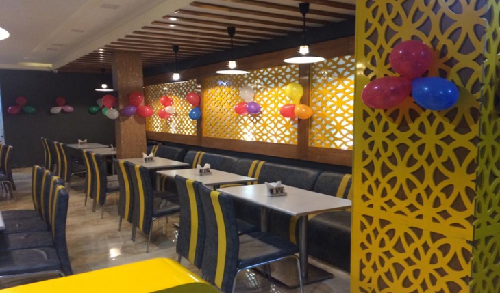 Advika Fine Dine Restaurant in Delhi Photos