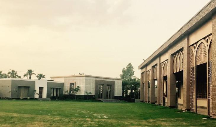 Royal Arches Farm Farm House in Delhi Photos