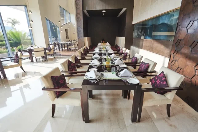 Vivanta by Taj Hotels in Delhi Photos