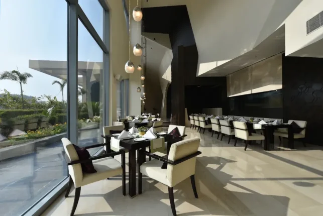 Vivanta by Taj Hotels in Delhi Photos