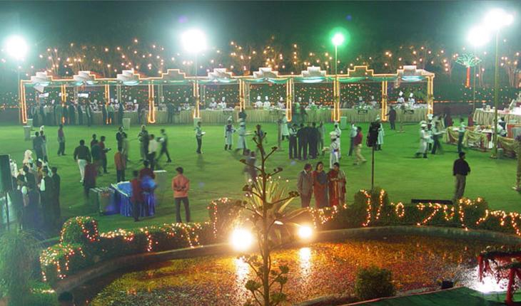 Srishti Vatika Party Lawn in Delhi Photos
