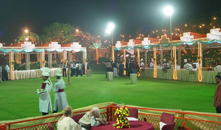 Srishti Vatika Party Lawn in Delhi Photos