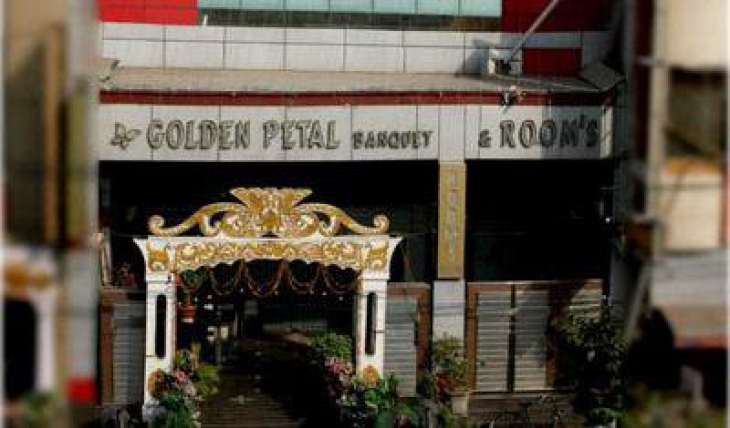 Golden Petal Hotel and Banquet in Delhi Photos