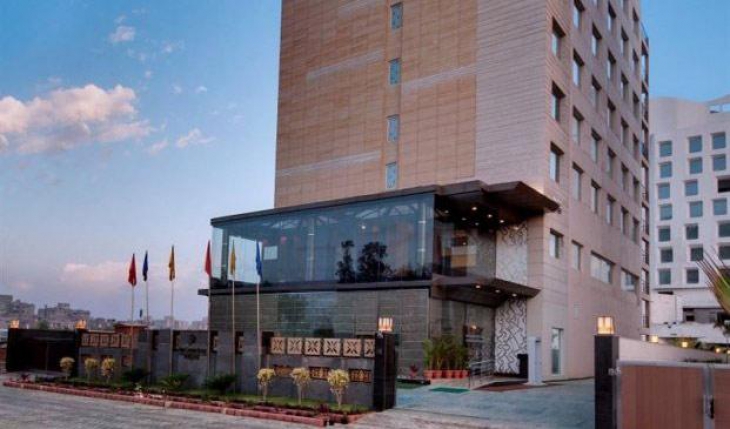 Nilaya at The Golden Palms Hotels in Delhi Photos