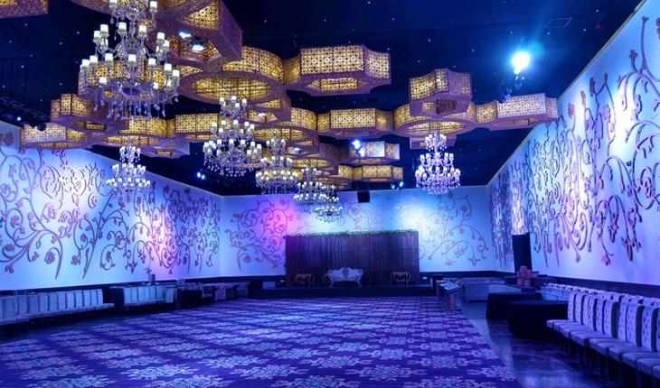 Kainoosh Banquet Hall in Delhi Photos