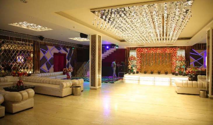 Krsna Cottage Banquet Hall in Delhi Photos