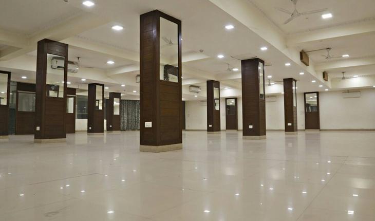 The Metro Star Hotel Banquet Hall in Delhi Photos
