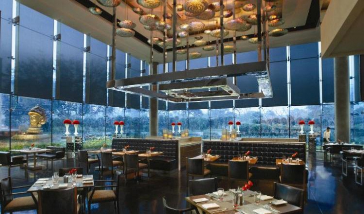 The Qube Restaurant in Delhi Photos