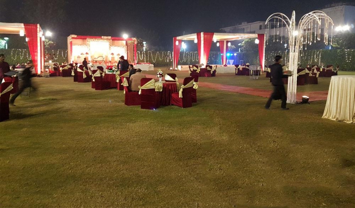 Lilywhite Hotel Resort in Delhi Photos