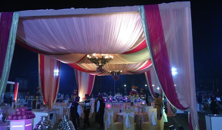 Opulent Motel Banquet Hall in Delhi Photos