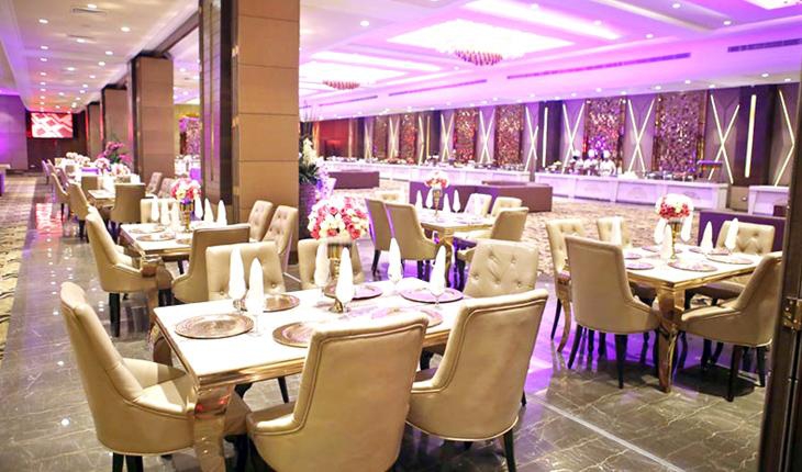 The Emerald Banquet Hall in Delhi Photos