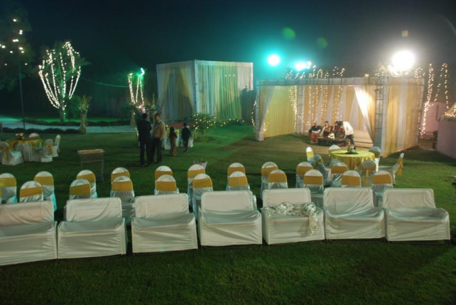 Exotic Garden Party Lawn in Ghaziabad Photos