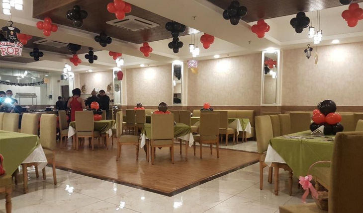 Dee Marks Hotel Banquet Hall in Delhi Photos
